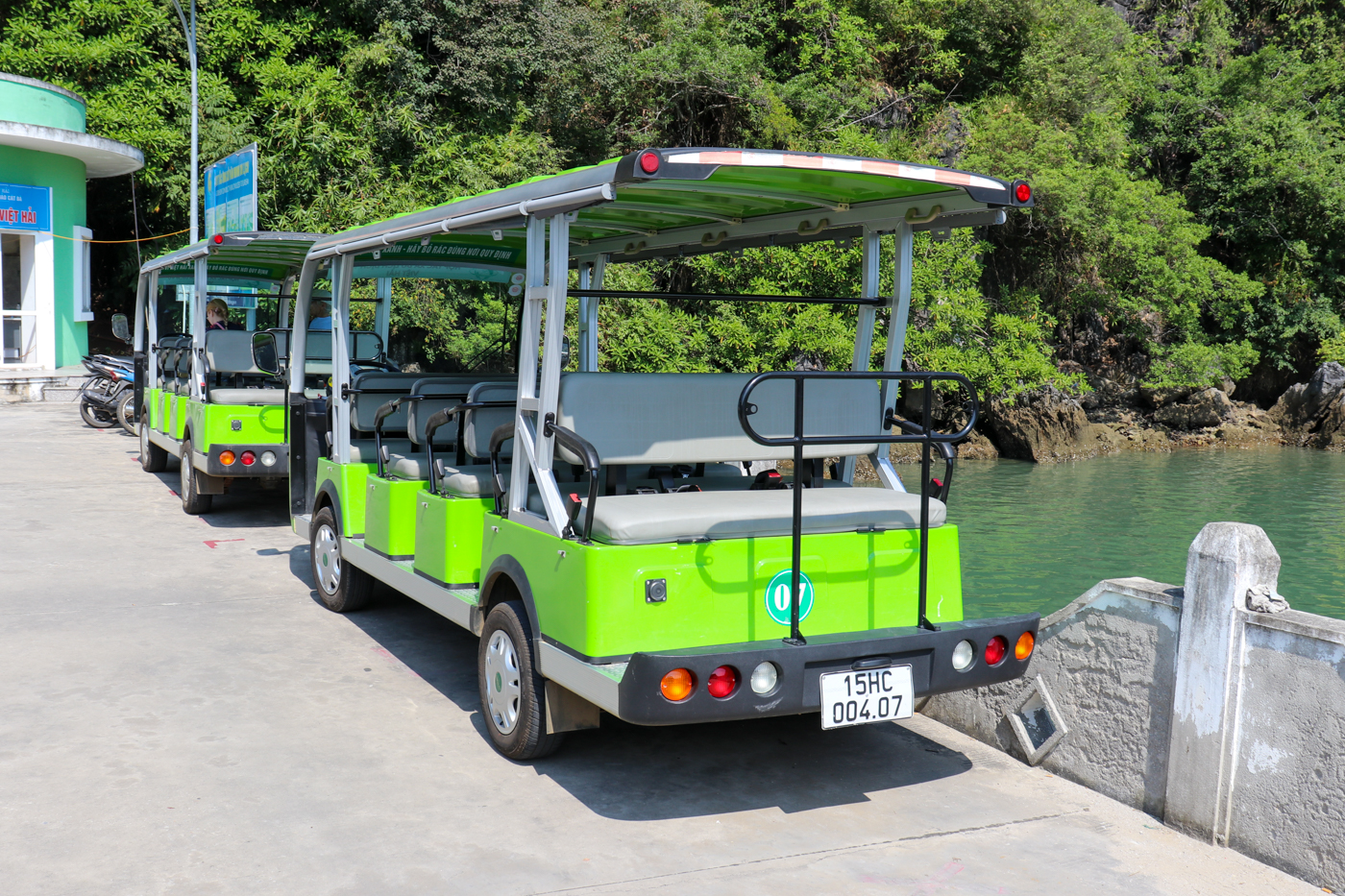 15HC-004.07, LVTong Shuttle Bus 