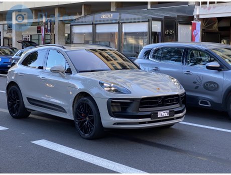 477U, Porsche Macan