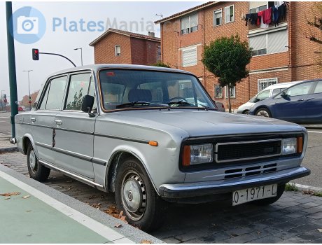O 1971 L, SEAT 124