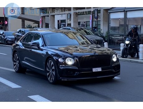 061Y, Bentley Flying Spur