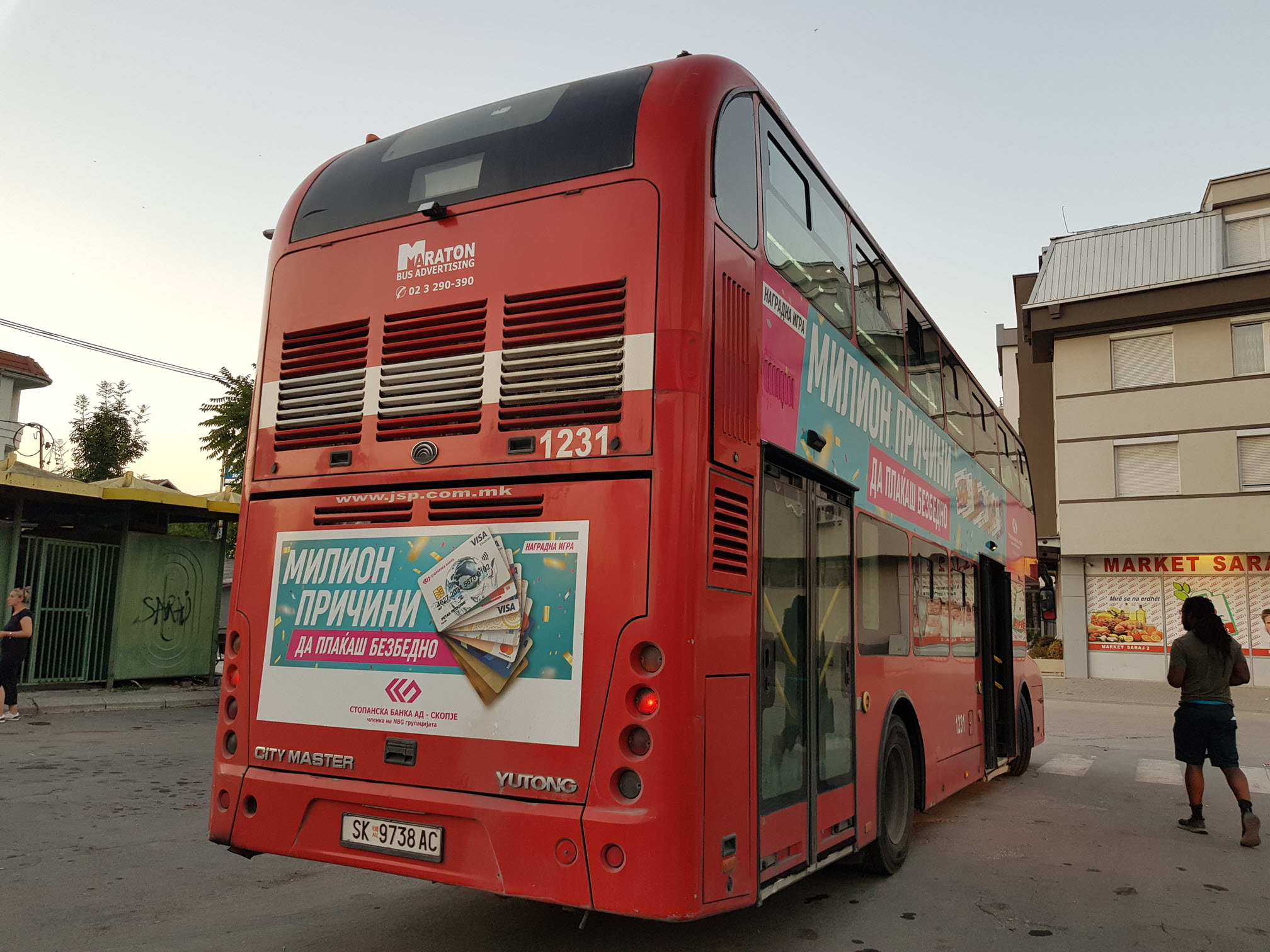 SK 9738 AC, Yutong ZK6116(*)GS 