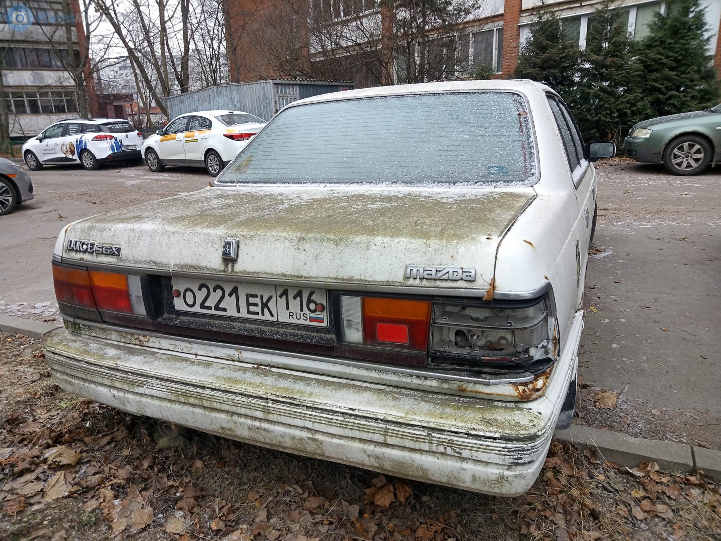 о 221 ек 116, Mazda Luce 5th gen Sedan (HC), 1986–1991