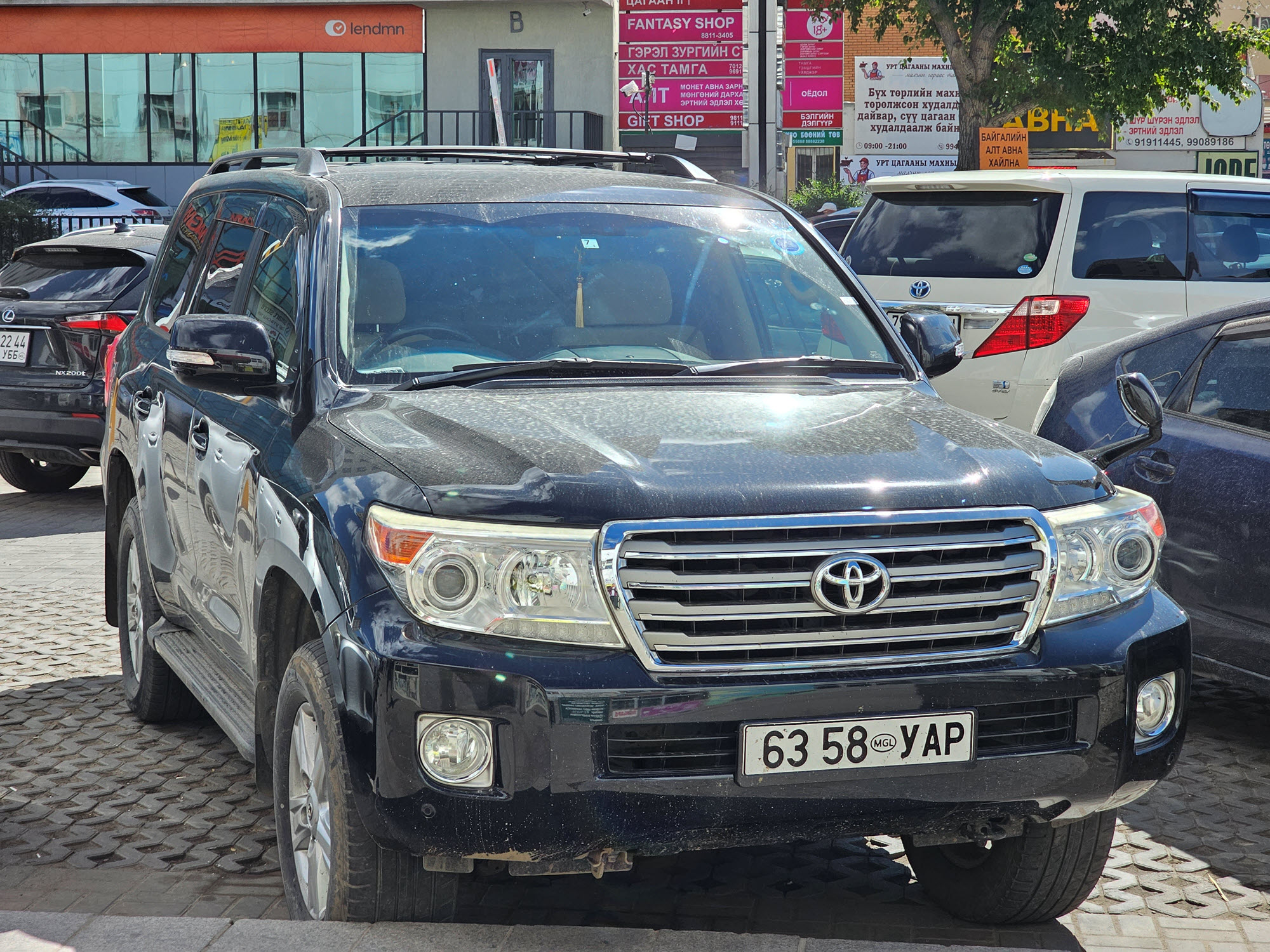 6358 УАР, Toyota Land Cruiser 200 (J200), 1st facelift, 2011–2015
