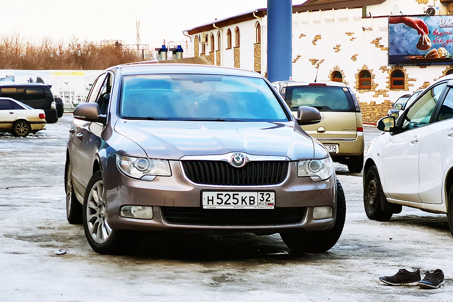 н 525 кв 32, Skoda Superb 2nd gen Sedan/Liftback (B6/3T4), 2008–2013