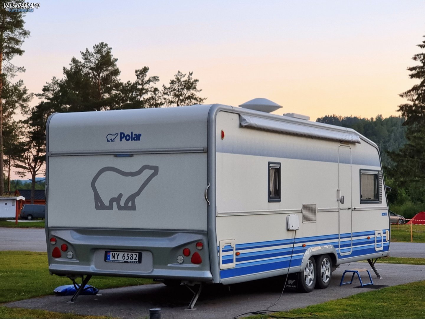 NY 6582, Polar Caravans 