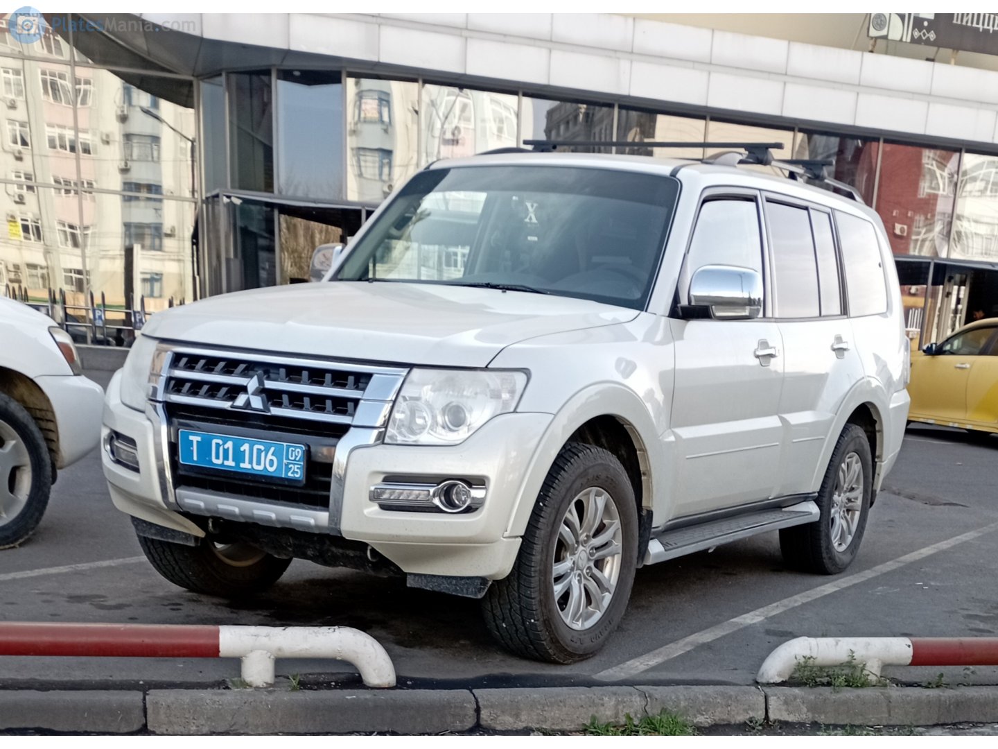 T 01 106, Mitsubishi Pajero 4th gen 5-door SUV (V90/NS/NT/NW/NX), 2006–2021