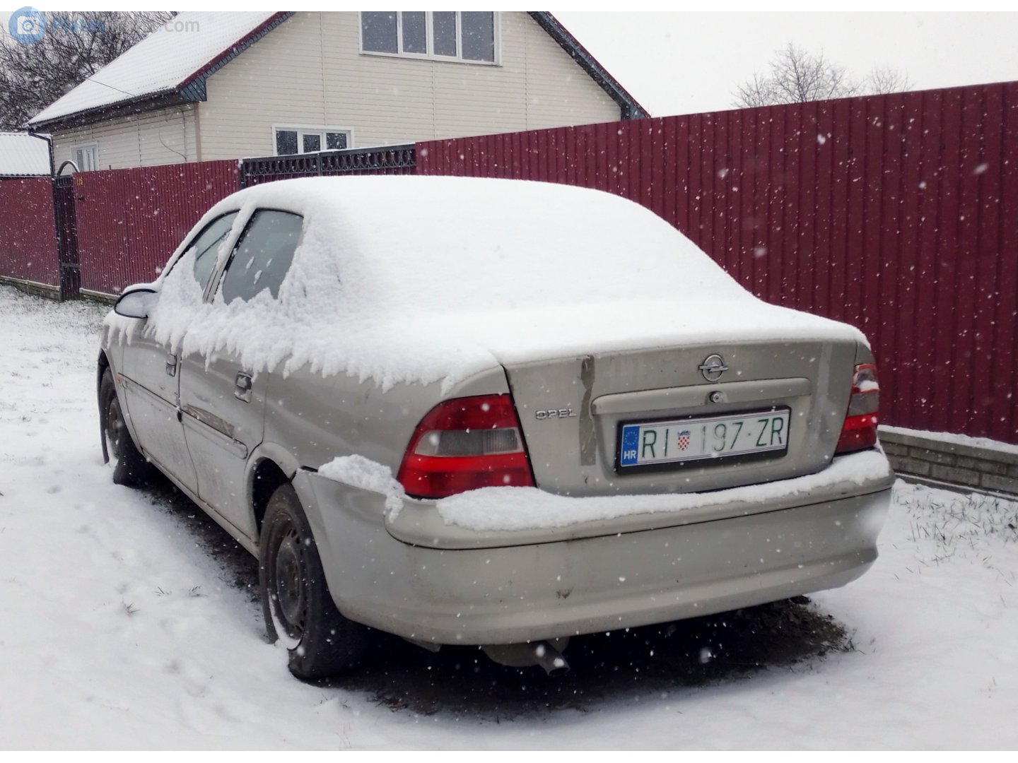 RI 197-ZR, Opel Vectra 2nd gen Sedan (B; J96), 1995–2002