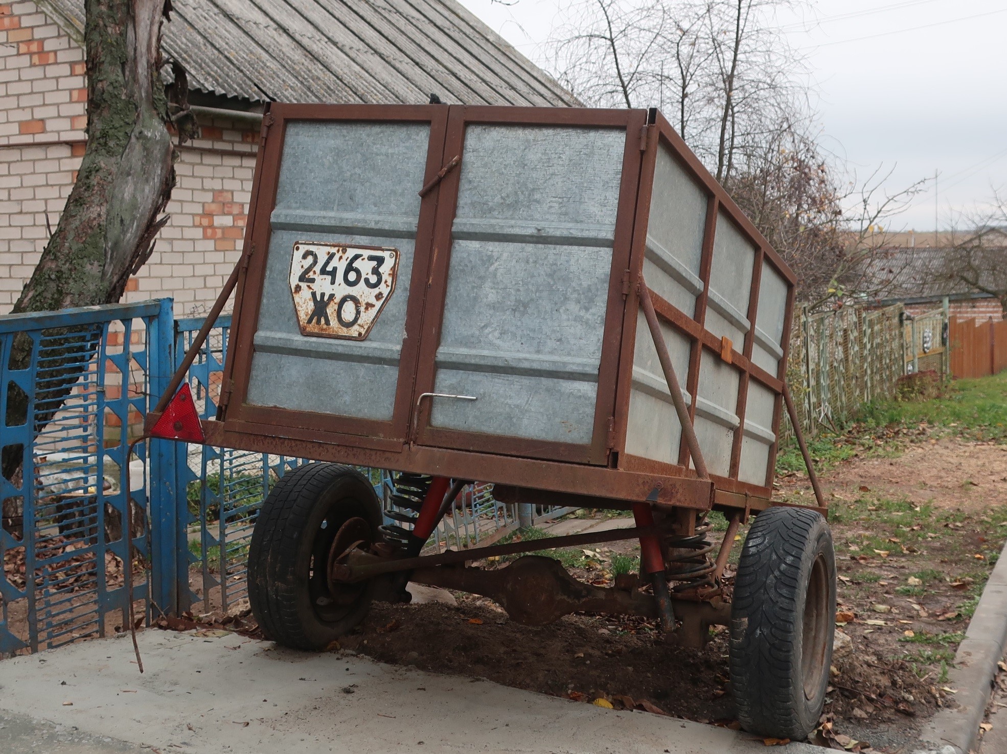 2463 ЖО, Home-made vehicle 