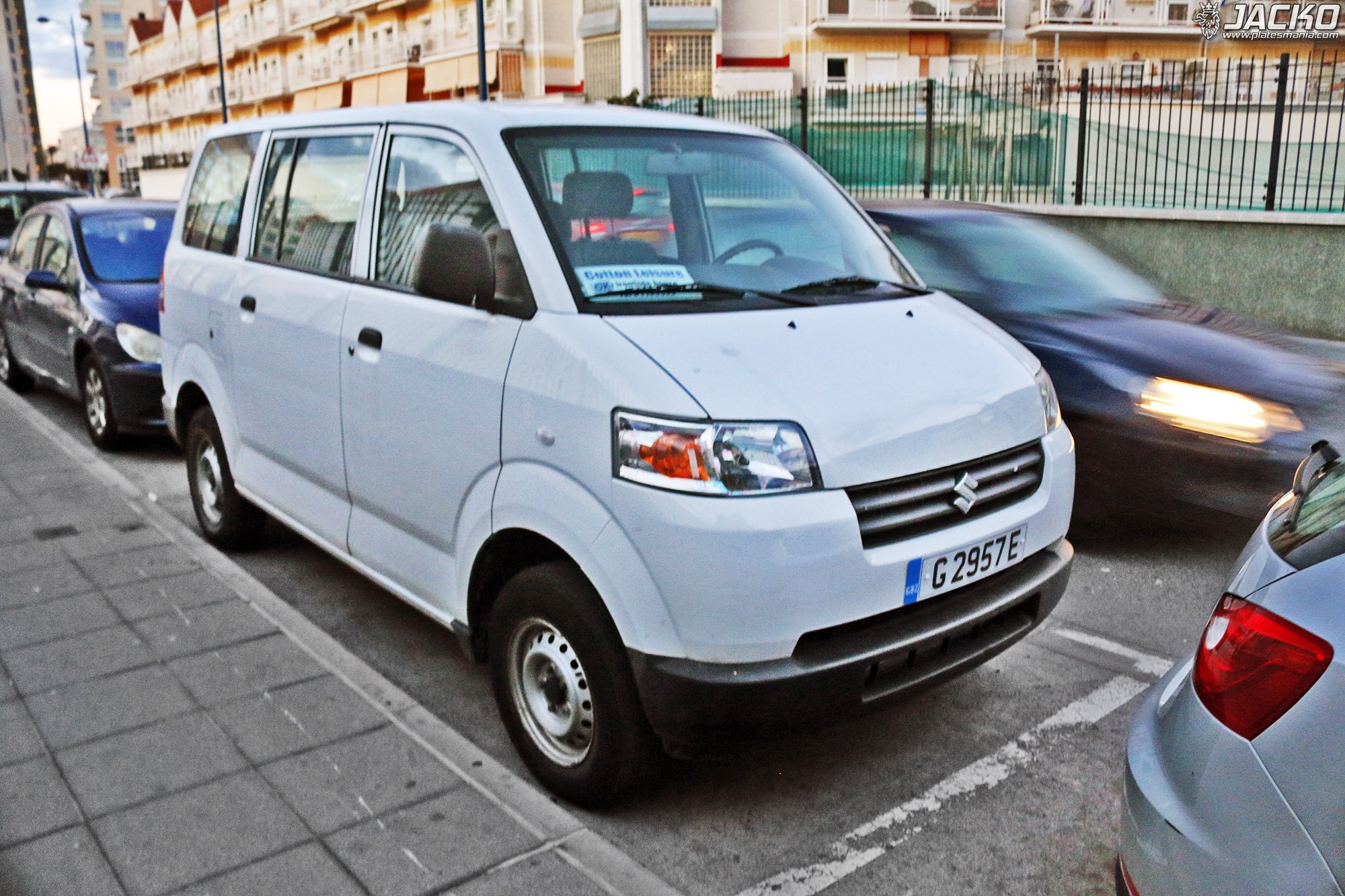 G 2957 E, Suzuki APV 1st gen MPV/Van (DN), 2004–2007