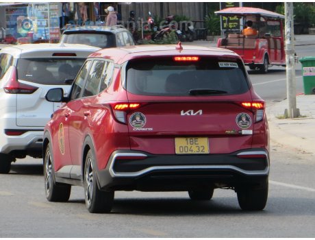 18E-004.32, Kia Carens