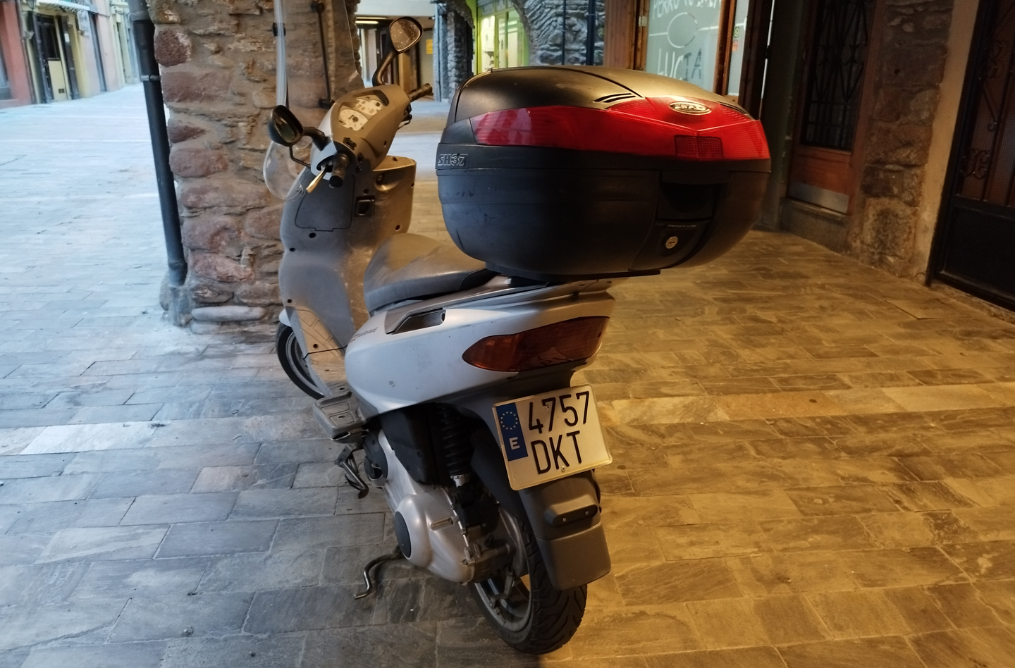 4757 DKT, Derbi Boulevard 