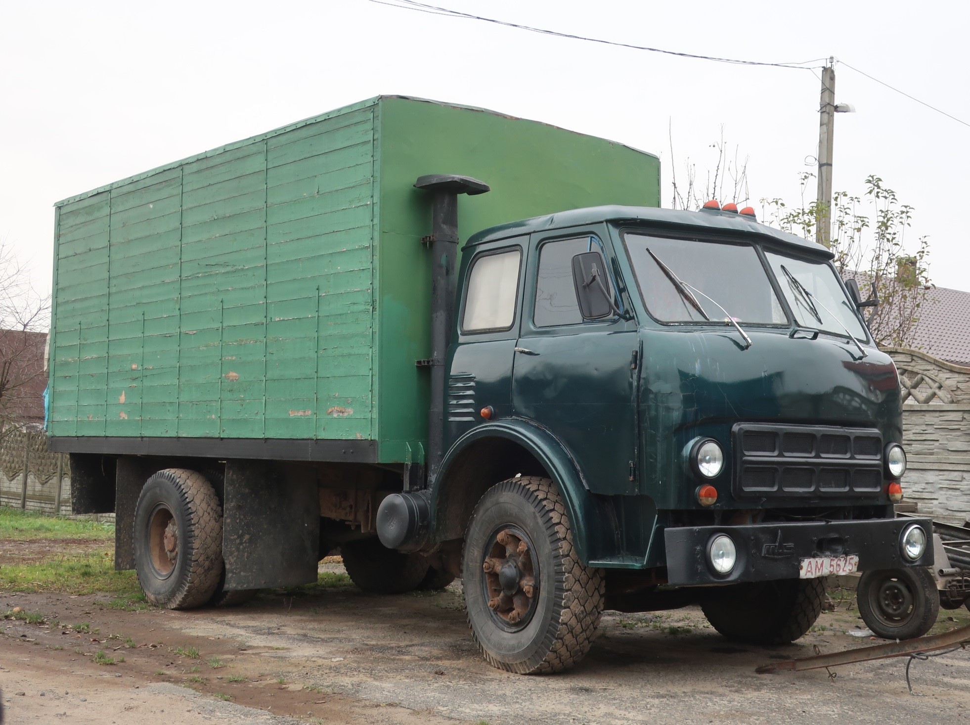 AM 5625, MAZ 500 5334/5335, 1977–1990