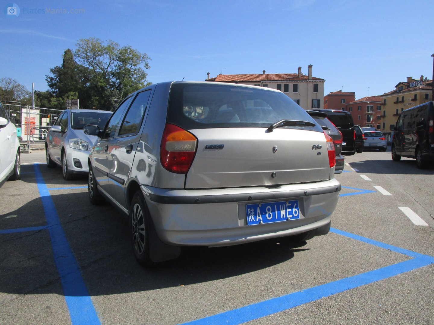 陕A·81WE6, FIAT Palio 1st gen 5-door Hatch (178), 1st facelift, 2000–2006