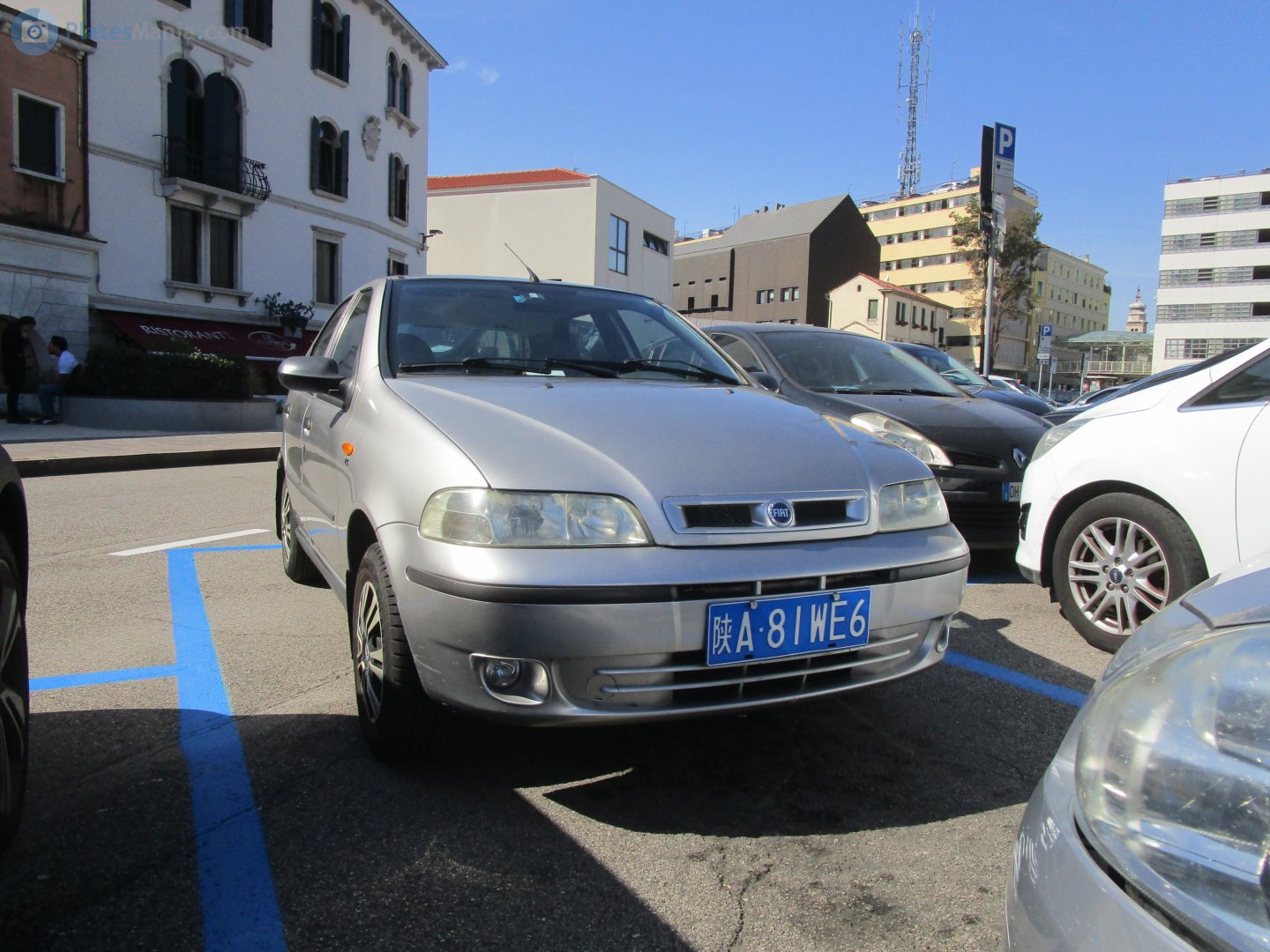陕A·81WE6, FIAT Palio 1st gen 5-door Hatch (178), 1st facelift, 2000–2006