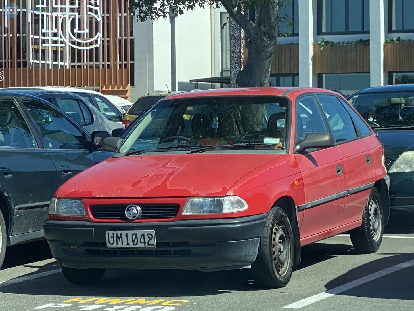 UM1042, Holden Astra 3rd gen Hatch (TR), 1995–1998