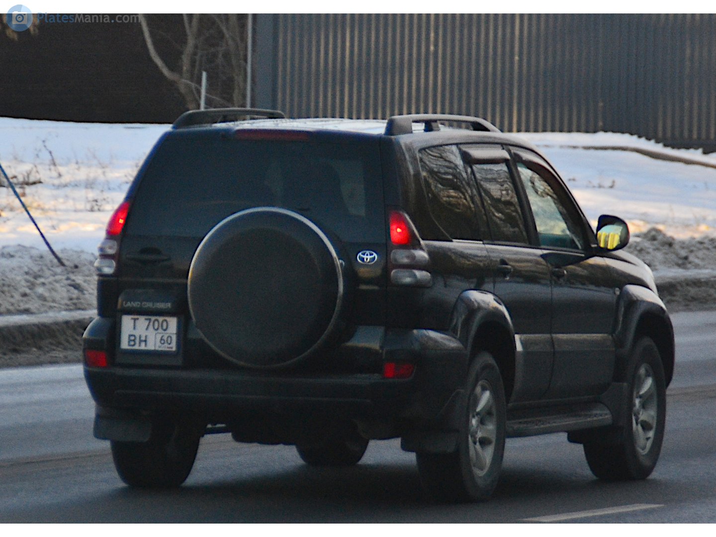 т 700 вн 60, Toyota Land Cruiser Prado 3rd gen 5-door SUV (J120), 2002–2009