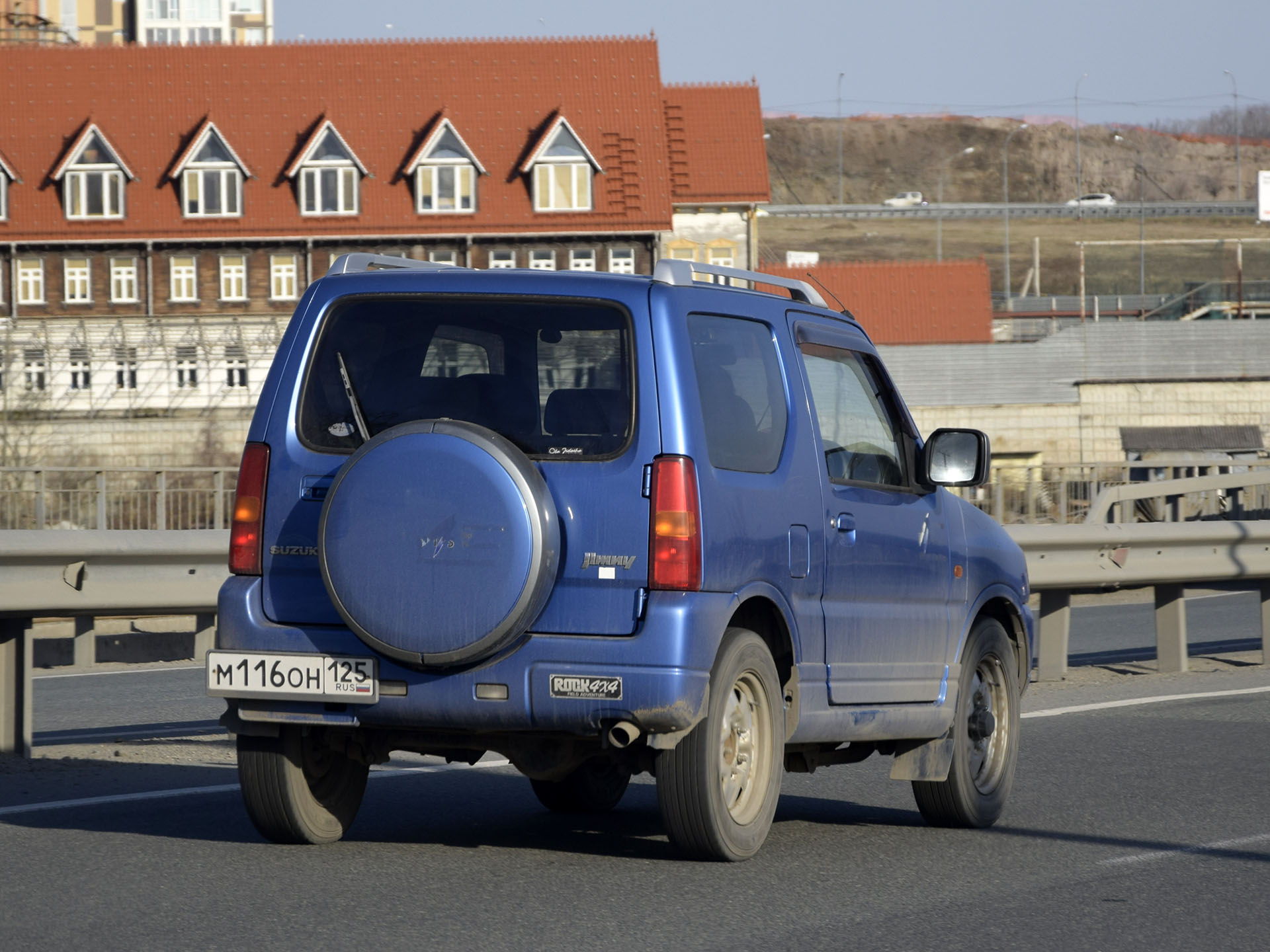 м 116 он 125, Suzuki Jimny 3rd gen (JB), 1998–2018