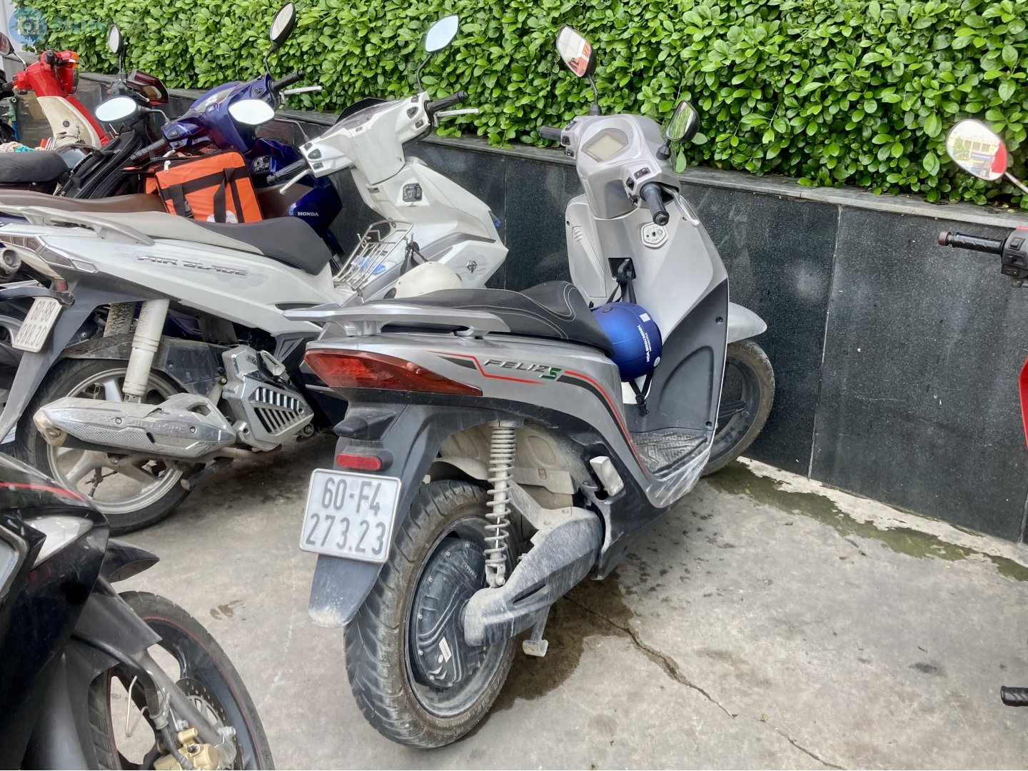 60-F4 273.23, VinFast Feliz 