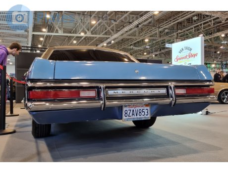 8ZAV853, Mercury Monterey