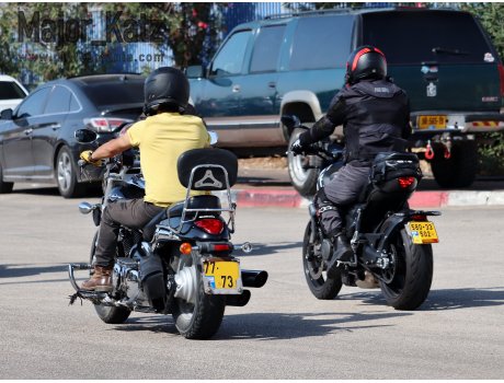 580-33-502, Triumph Motorcycles Trident