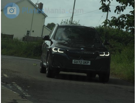 GU72 UKP, BMW X3
