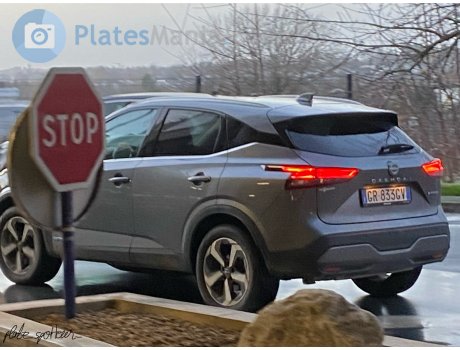 GR 833 GV, Nissan Qashqai