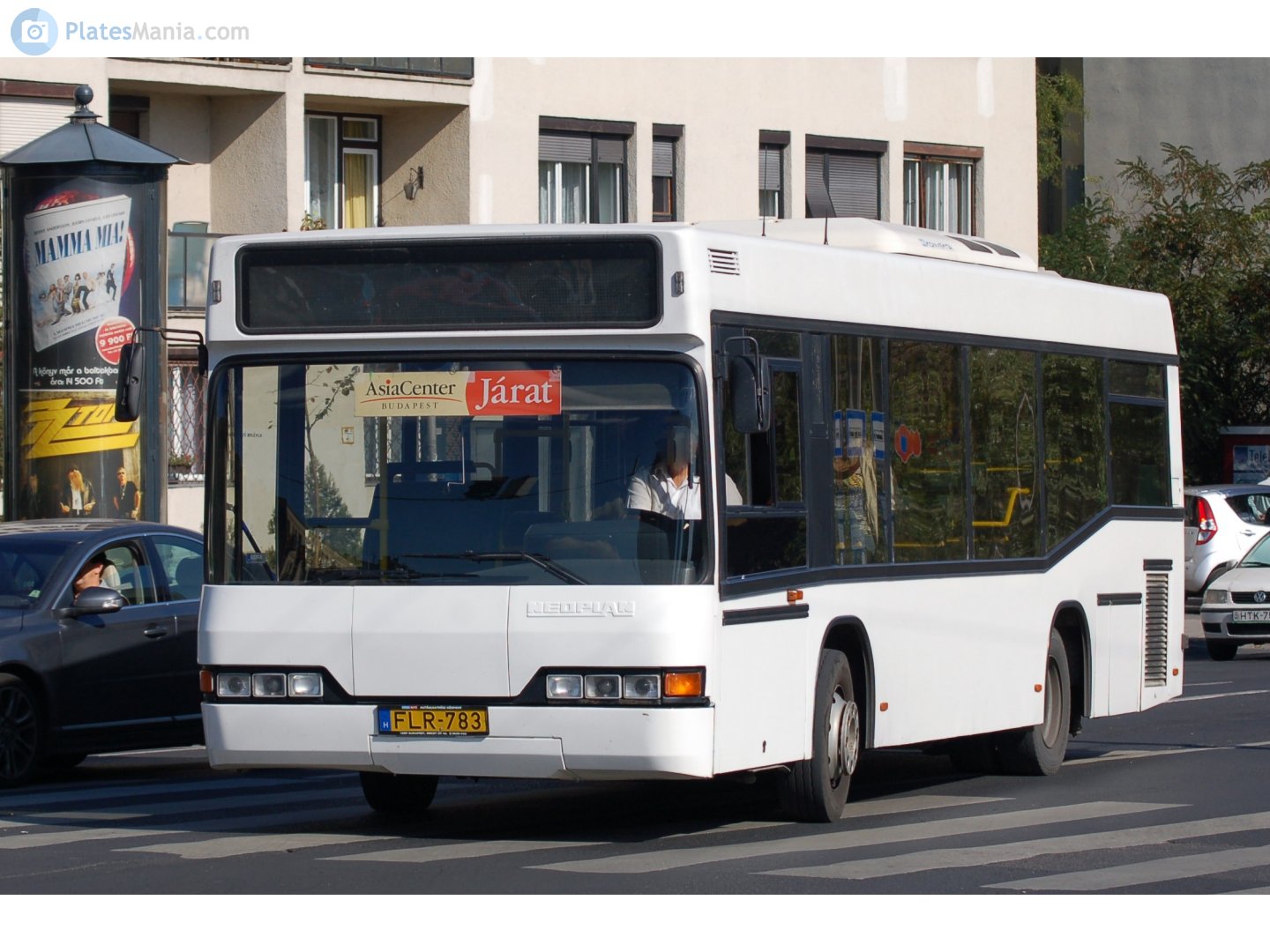 FLR-783, Neoplan N4009 