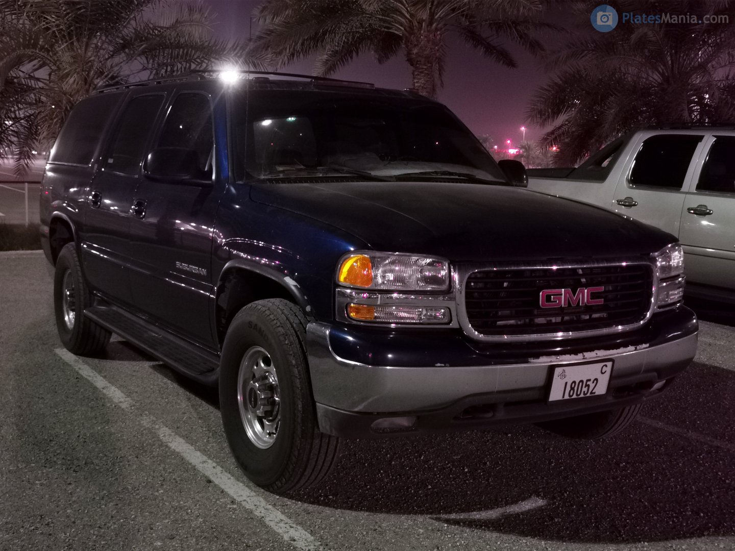 C 18052, GMC Suburban 9th gen (GMT830; Middle East-Market), 1999­–2005