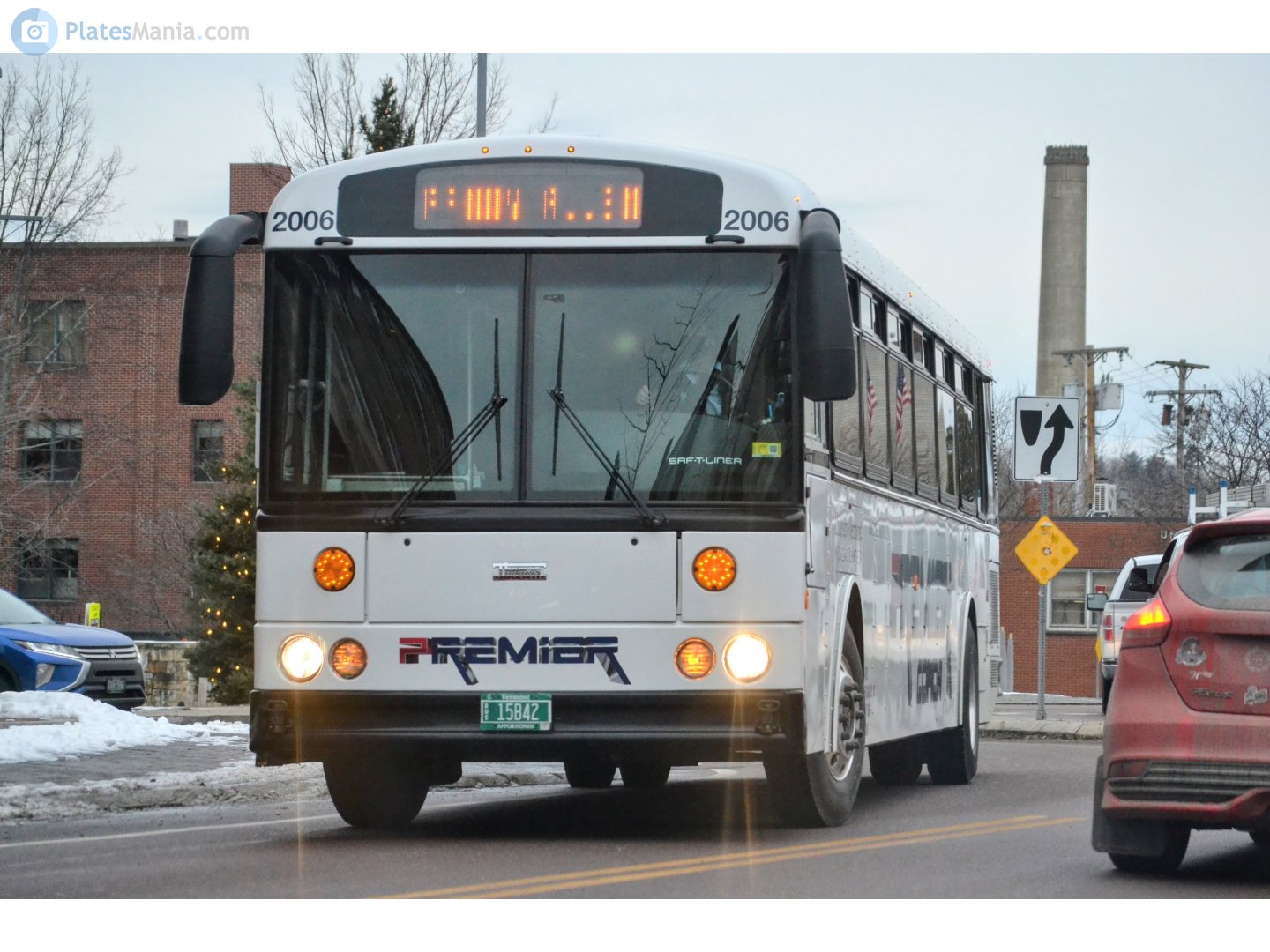 15B42, Thomas Saf-T-Liner HDX 