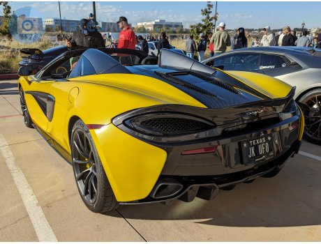 JK UFO, McLaren 570