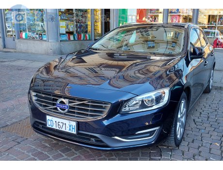 CD 1671 XH, Volvo V60
