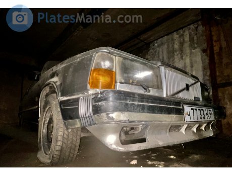 ч 7733 КР, Volvo 760