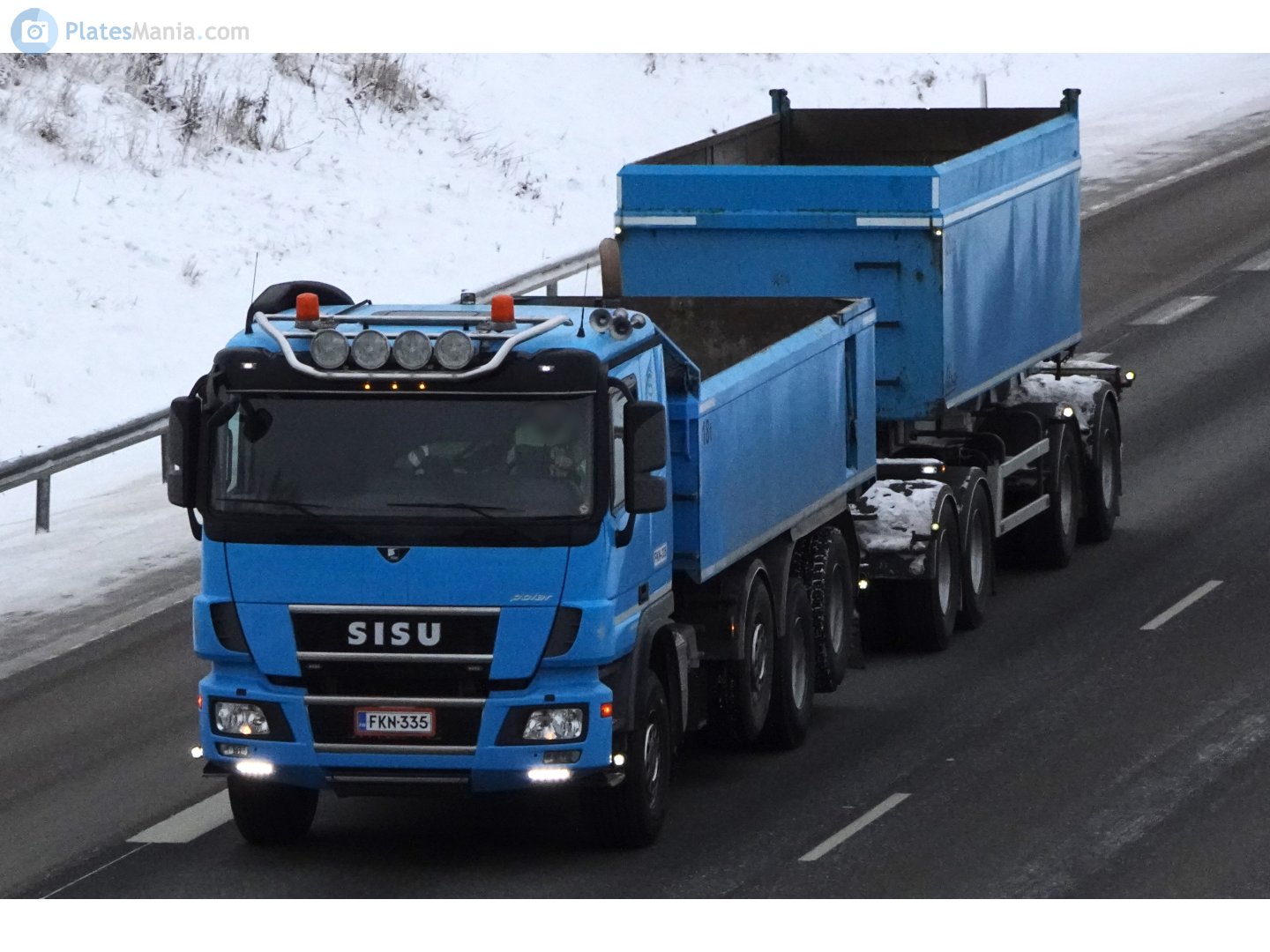 FKN-335, Sisu Polar 1st gen, 2010–2014