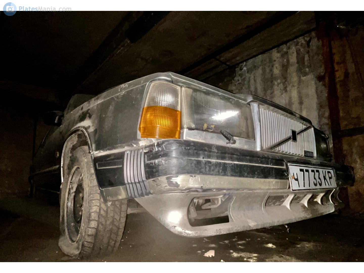 ч 7733 КР, Volvo 760 1st gen Sedan (764), 1982–1990