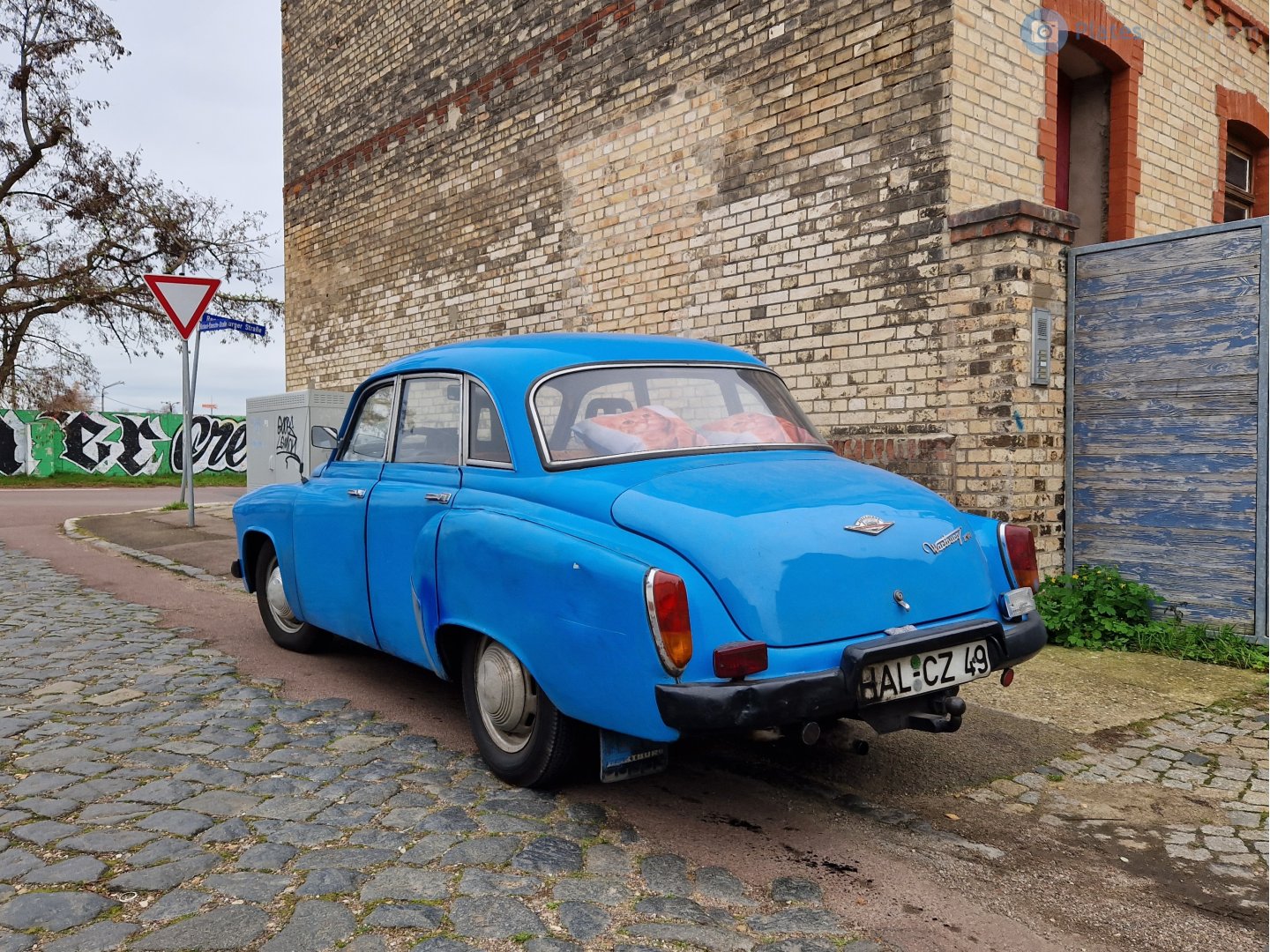 HAL CZ 49, Wartburg 311 