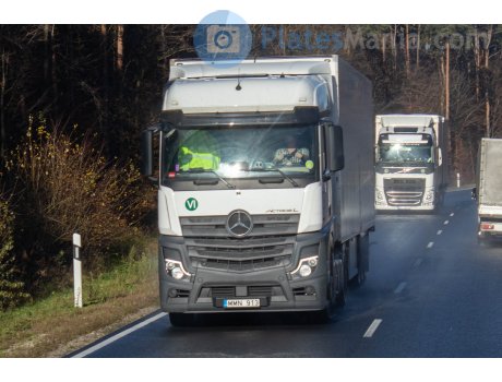 MMN 913, Mercedes-Benz Actros