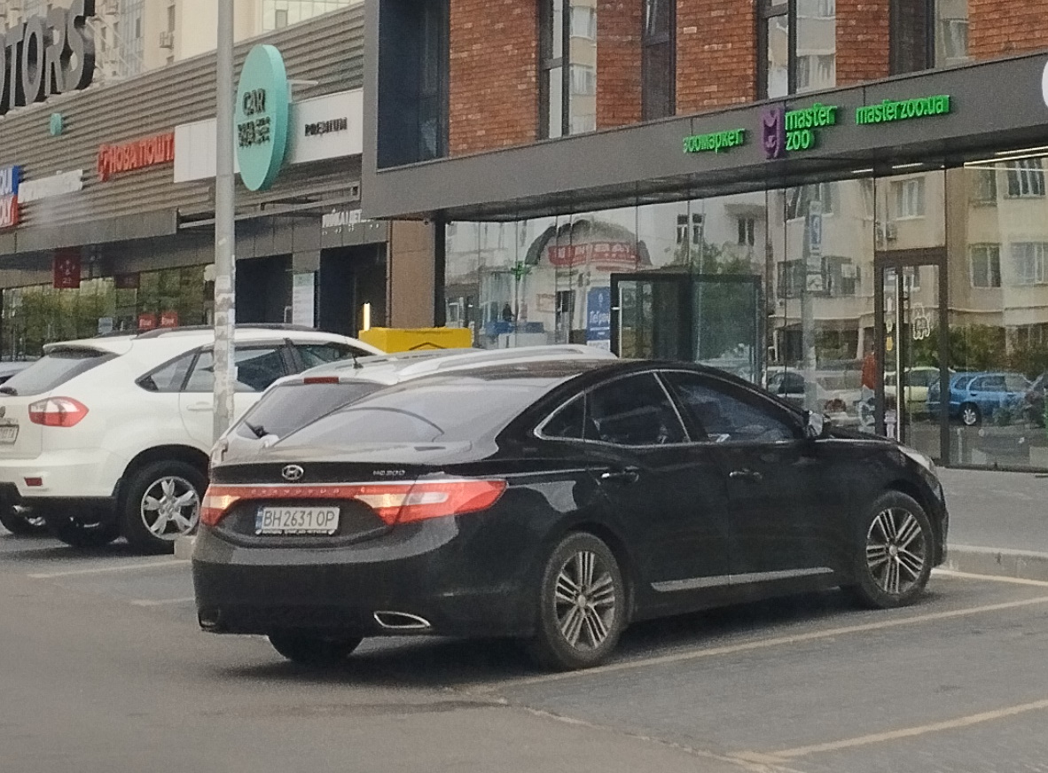 BH 2631 OP, Hyundai Grandeur 5th gen (HG), 2011–2016