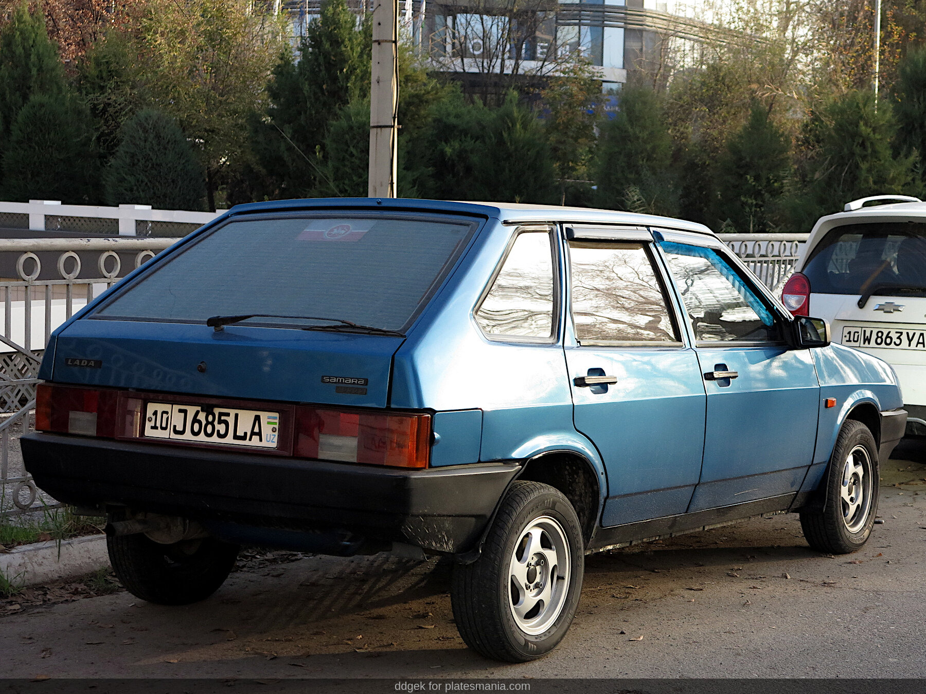 10 J 685 LA, Lada (VAZ) 2109 2109 Спутник (Samara/Forma/Sputnik), 1987–2004 (–2011 for others)