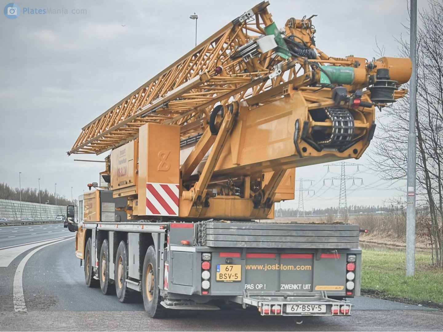 67-BSV-5, Spierings AT4 