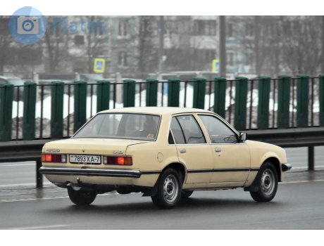 7893 XA-7, Opel Rekord
