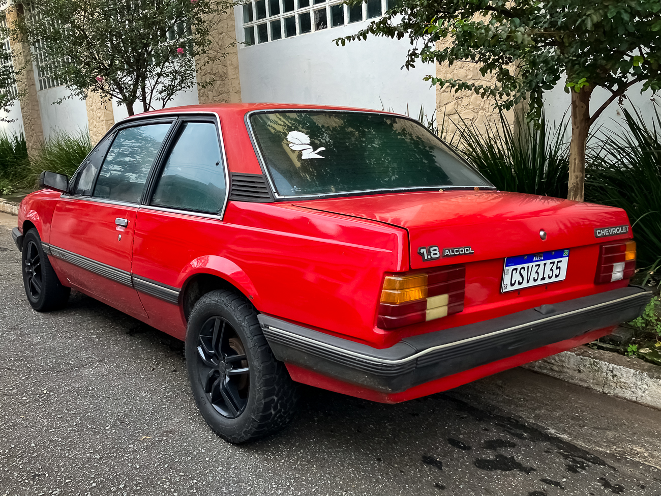 CSV3I35, Chevrolet Monza 2nd gen 2-door Sedan (J-body; LATAM-market), 1983–1989