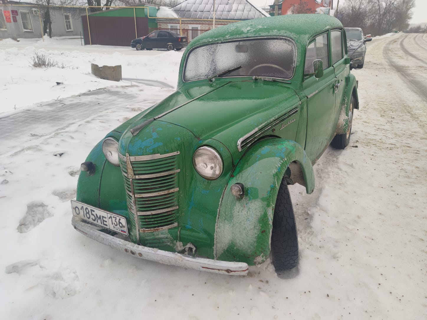 о 185 ме 136, Moskvich (AZLK) 400/401 