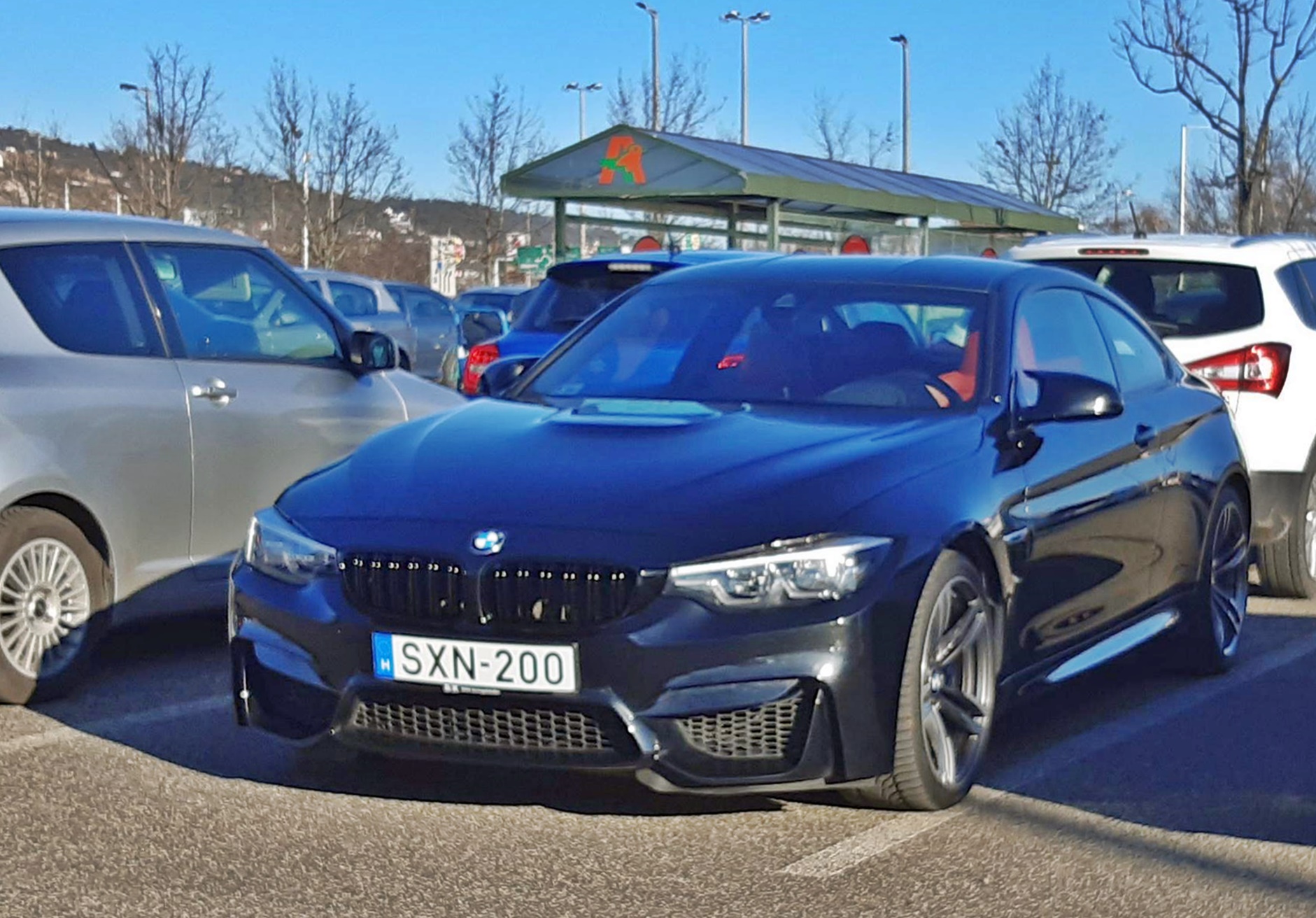 SXN-200, BMW M4 1st gen Coupé (F82), 2013–2020