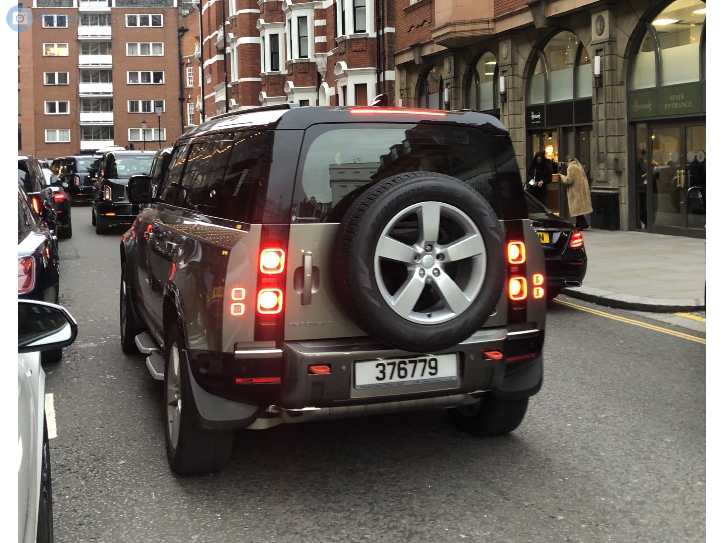 376779, Land Rover Defender 2nd gen 110