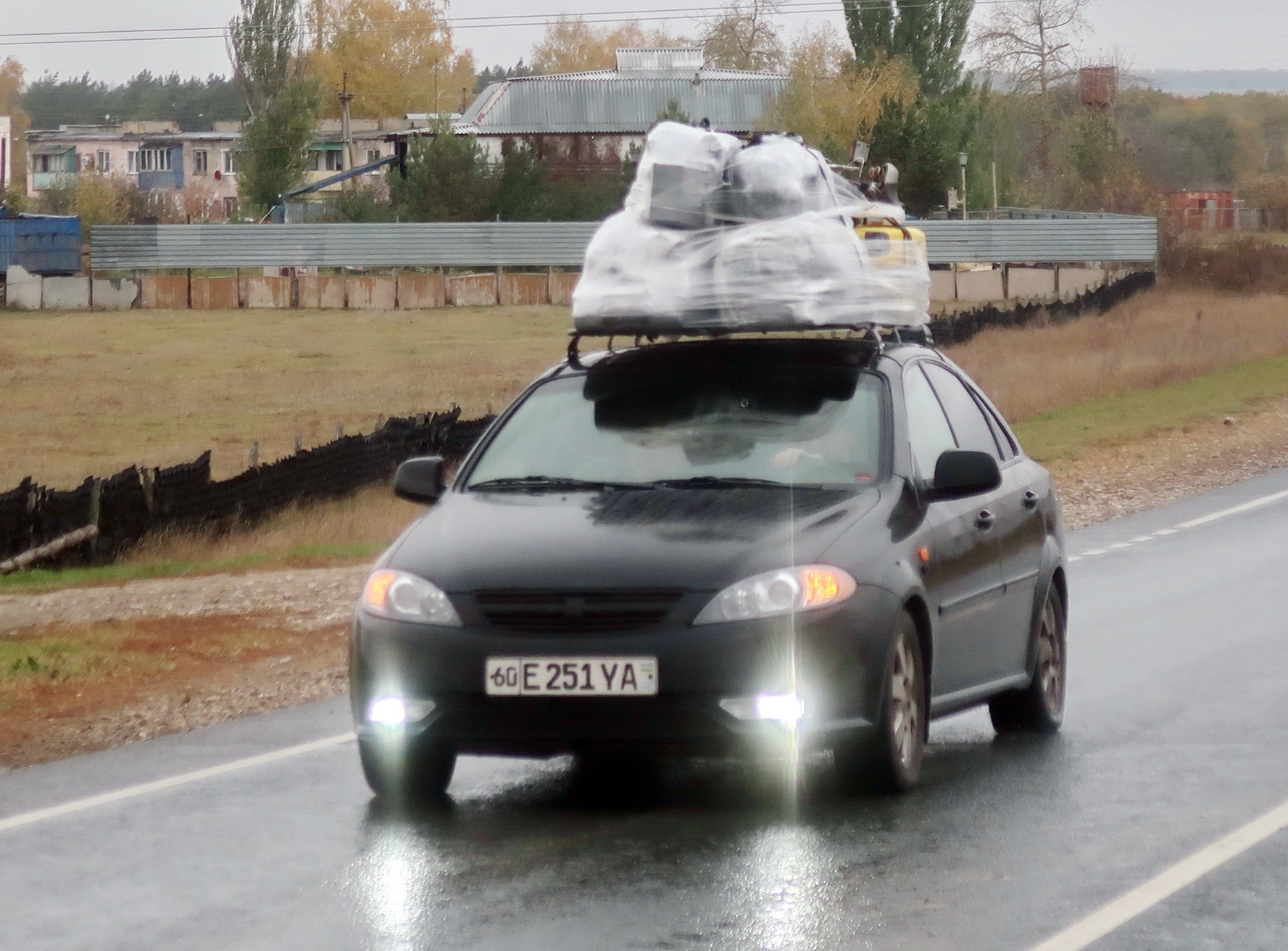 60 E 251 YA, Ravon Gentra 