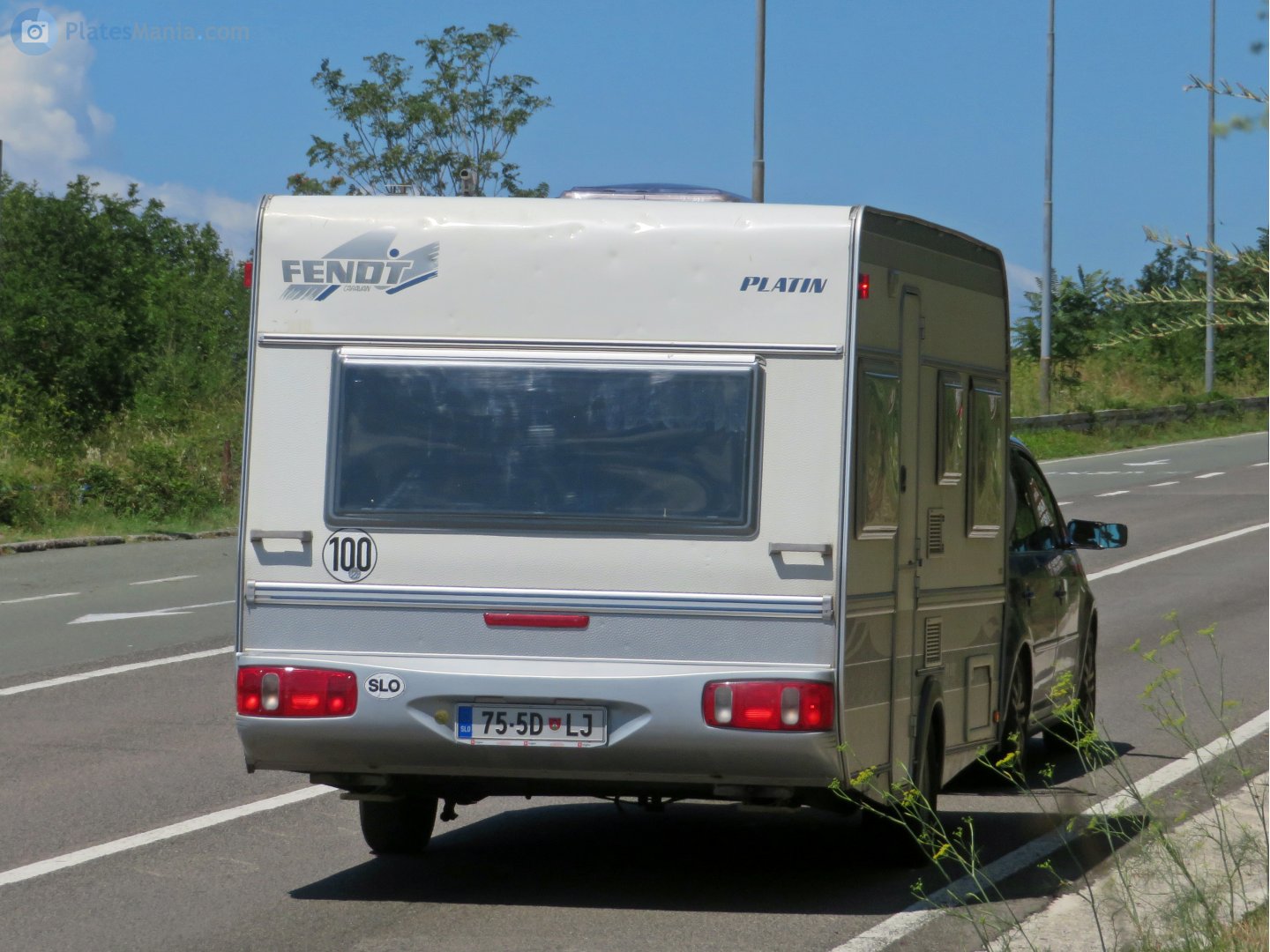 75-5D LJ, Fendt-Caravan Platin 