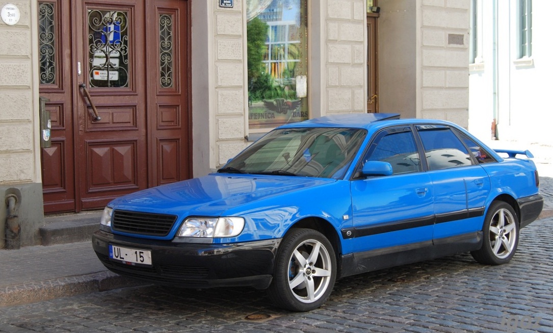UL-15, Audi A6 1st gen Sedan (C4/4A2), 1994–1997