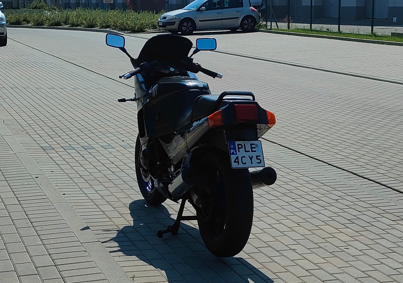 PLE 4CY5, Kawasaki Ninja 600R / GPZ600R 