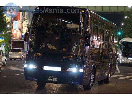 足立 230 い 6688, Mitsubishi Fuso Aero