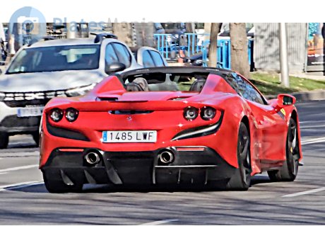 1485 LWF, Ferrari F8